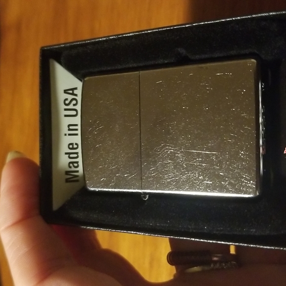 Zippo brand new - Picture 3 of 3